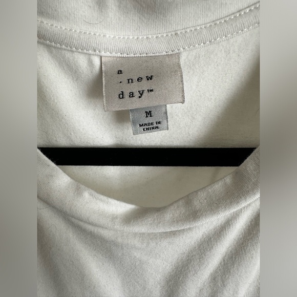 A New Day white flutter sleeve dress - Picture 2 of 3